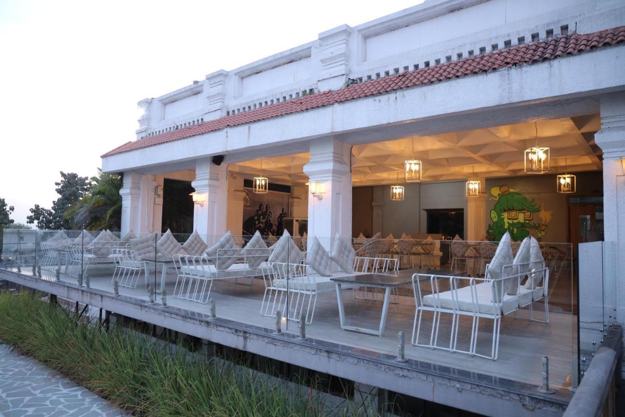 Hotel Fort28 那格浦尔 外观 照片